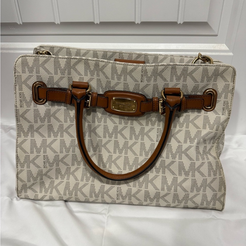Michael Kors large Hamilton vanilla tote